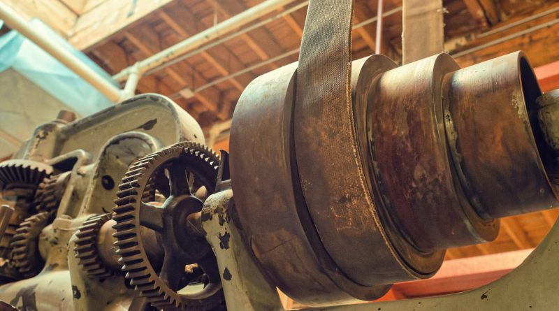 Kiedy wybrać koło pasowe zamiast łańcuchowego?